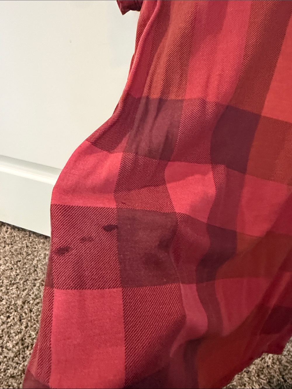 Burberry Women’s Red Plaid Short Sleeve Top - Picture 2 of 3
